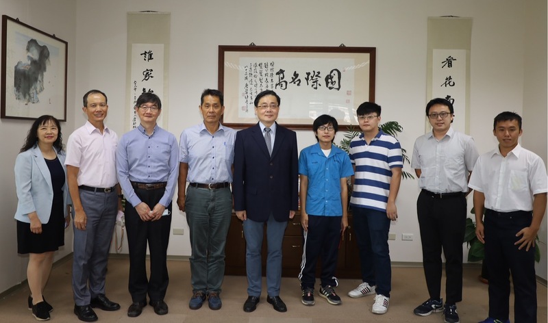 刻苦勤學唐于田同學東華大學畢業 感謝一路扶持各界善心人士圖片